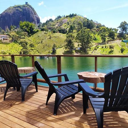 Ecolodge Bahia Del Penon Guatapé Екстериор снимка