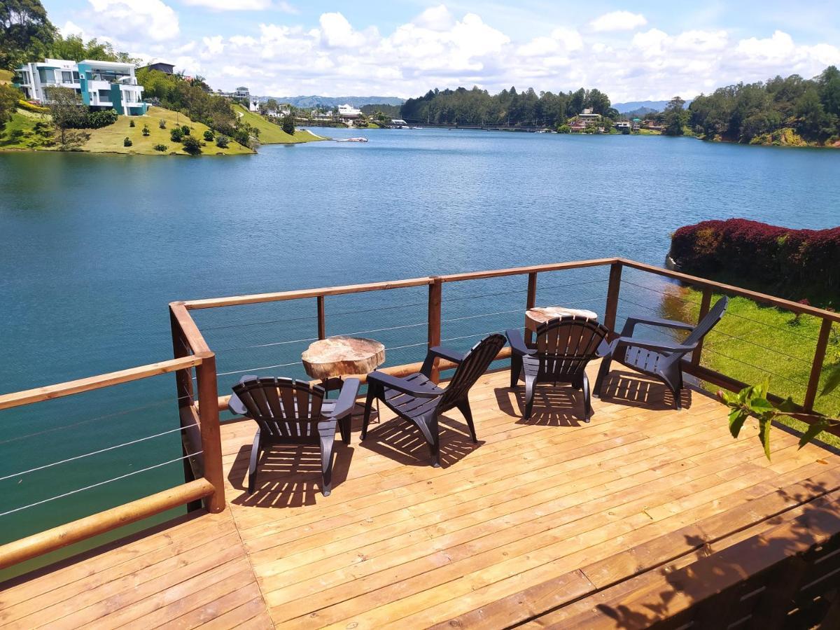 Ecolodge Bahia Del Penon Guatapé Екстериор снимка