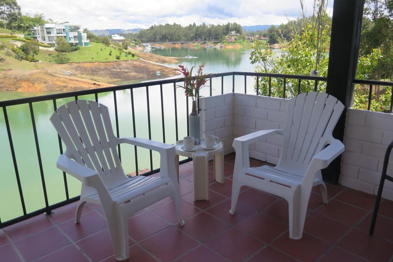 Ecolodge Bahia Del Penon Guatapé Екстериор снимка
