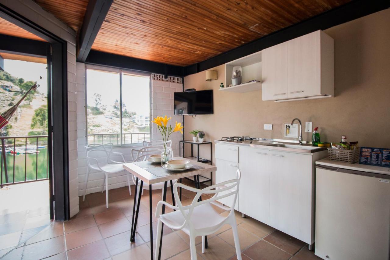 Ecolodge Bahia Del Penon Guatapé Екстериор снимка