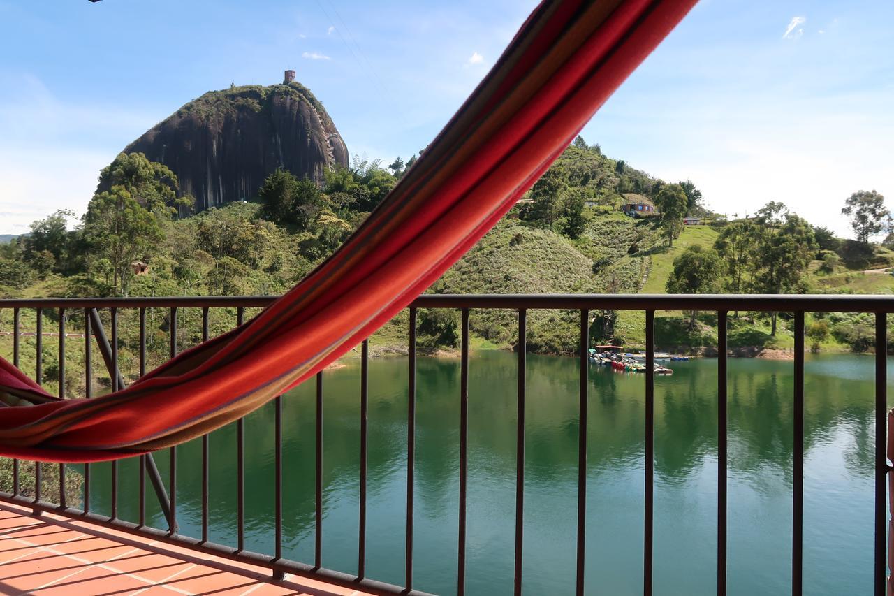 Ecolodge Bahia Del Penon Guatapé Екстериор снимка